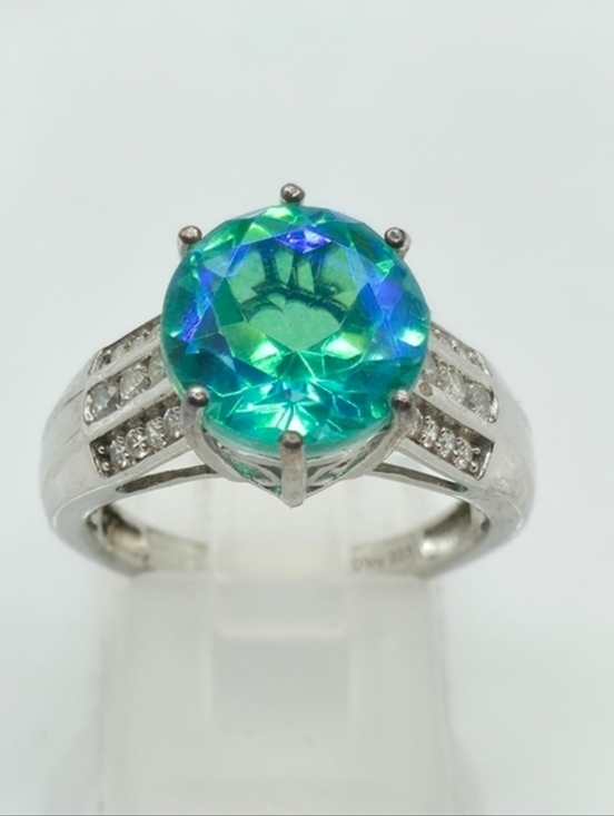 925 Sterling Silver Jewelry - NWOT Mesmerizing Peacock Quartz And White Topaz Ring